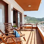Апартаменты Lets Holidays Sea Views Costa Brava Тосса-де-Мар