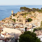 Апартаменты Lets Holidays Sea Views Costa Brava Тосса-де-Мар