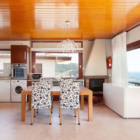 Апартаменты Lets Holidays Sea Views Costa Brava Тосса-де-Мар