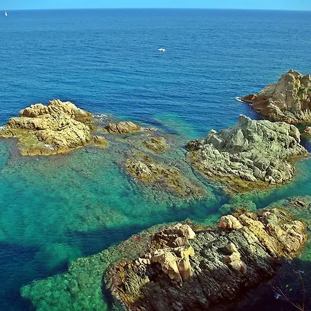 Апартаменты Lets Holidays Sea Views Costa Brava